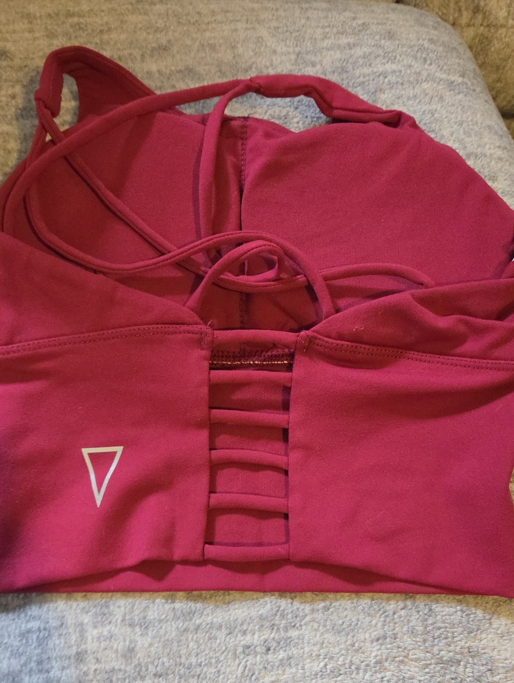 Women’s Strappy Sports Bra - Raspberry